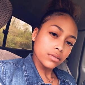 Meet your Posher, Ayana